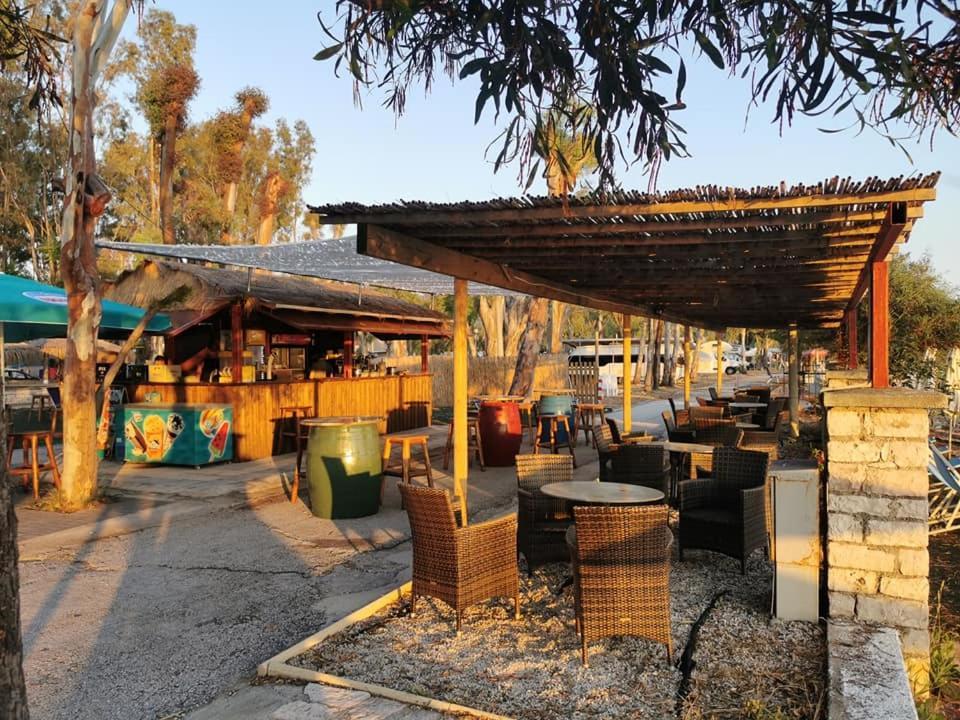 Camping Drepanos Igoumenitsa Exterior photo